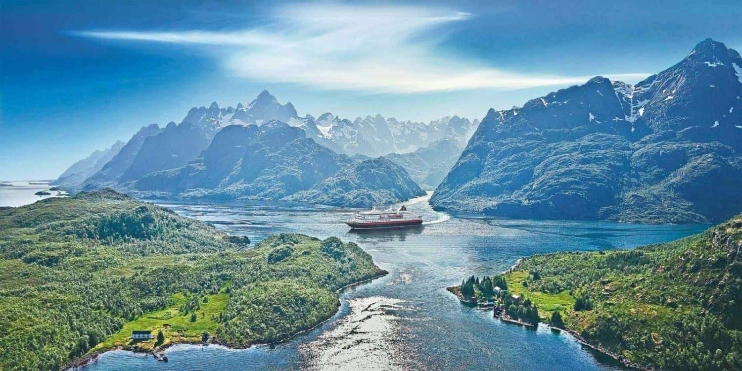 Hurtigruten, trollfjorden Norge