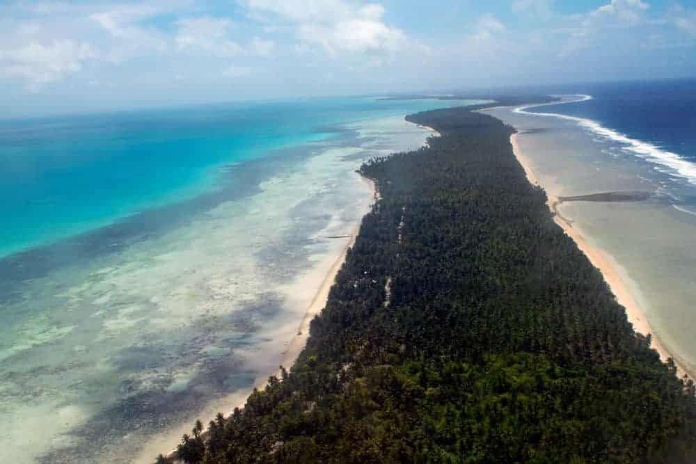 Abaiang, også kendt som Apaiang, Apia, og tidligere, Charlotte Island, i de nordlige Gilbertøer, er en koralatol i Kiribati, der ligger i det vest-centrale Stillehav