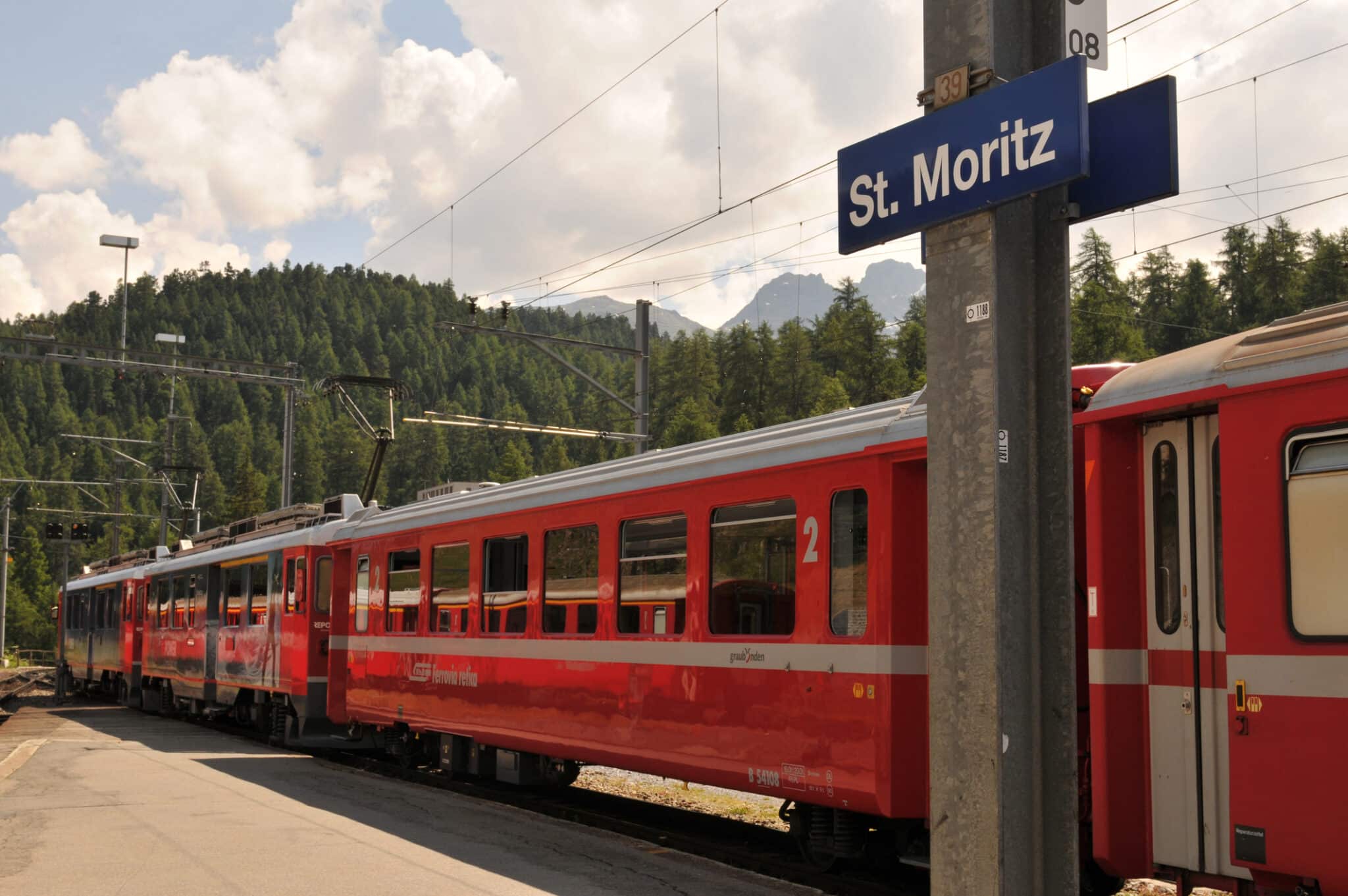 Togrejsen på Unescos verdensarvsliste starter i Chur og slutter i St. Moritz, begge i Schweiz
