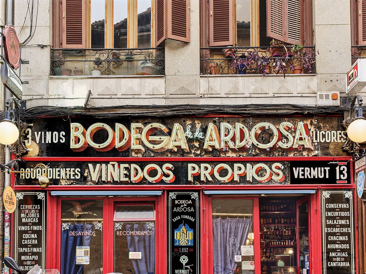 Bodega de La Ardosa, Visit Madrid, Spain