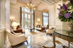 Fullerton Hotel, et luksus hotel i Singapore med historie og aura
