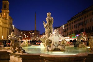 Piazza Navona i Rom om aftenen